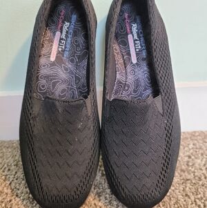 Skechers Black Slip-On Relaxed Fit Memory Foam Sneakers